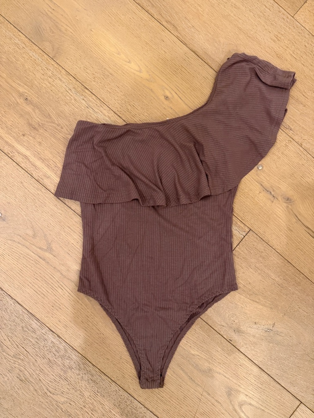 Honey Punch One-Shoulder Ribbed Brown Bodysuit